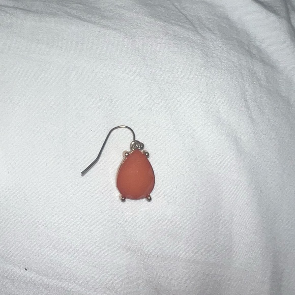 Kendra Scott Earrings - Picture 3 of 5